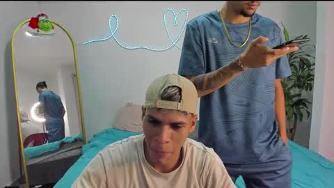 Snapshot of shark_boy21 chatting on 12/16/25, 03:44 shark_boy21 online show from 12/16/25, 03:44