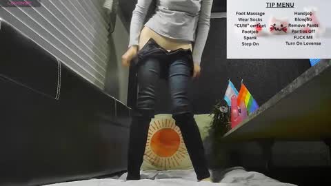 sharkysimon online show from 11/11/25, 03:39