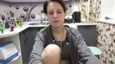 Snapshot of sharleenyodis chatting on 05/31/26, 06:09 Sara online show from 05/31/26, 06:09