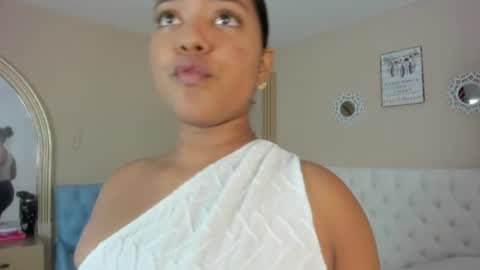 Sharlot online show from 07/15/26, 12:32