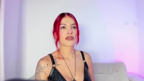 Hi fiends ---- I usually start online from Monday to Friday from 1000 am Saturdays and Sundays at 600 am Colombia time online show from 06/21/26, 11:13