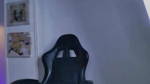 Sharlot  online show from 07/04/26, 03:45