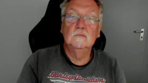 sharlots_pet online show from 05/03/26, 04:46