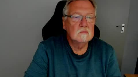 sharlots_pet online show from 05/06/26, 09:14