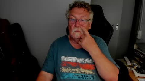 sharlots_pet online show from 06/30/26, 07:15