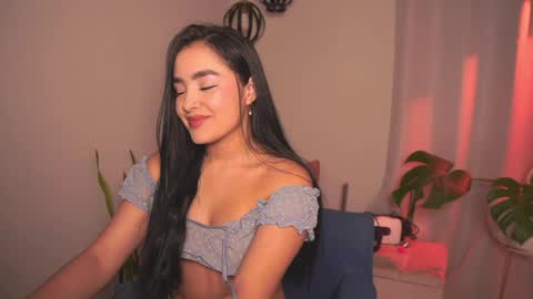 Sharlotte online show from 04/27/26, 10:19