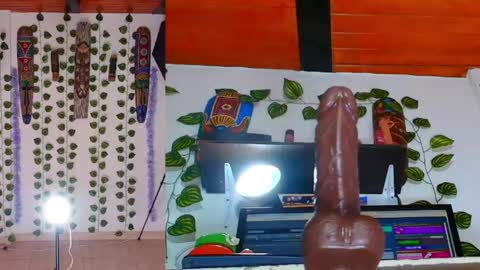 Snapshot of sharlotte_sexx chatting on 03/17/26, 06:55 S online show from 03/17/26, 06:55
