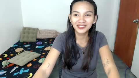 Snapshot of sharminex chatting on 06/07/26, 01:15 sharminex online show from 06/07/26, 01:15