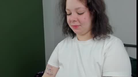Sharon online show from 05/29/26, 01:03
