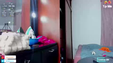 Snapshot of sharon_hill1 chatting on 09/16/25, 10:22 Jessica       independent model  online show from 09/16/25, 10:22