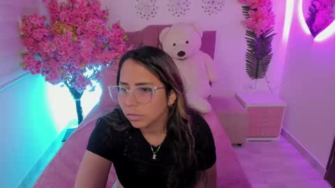 Sharon online show from 06/06/26, 02:33