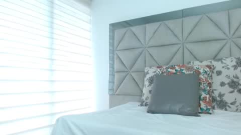 sharon_rosse__ online show from 03/10/25, 12:04