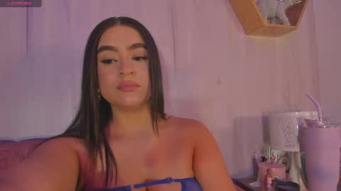 Snapshot of sharonlewy_ chatting on 01/10/25, 04:09 Sharon online show from 01/10/25, 04:09