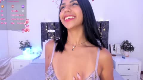 Snapshot of sharonmiller_2 chatting on 01/12/25, 09:51 Sharon Independent model online show from 01/12/25, 09:51