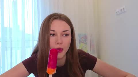 Miroslava online show from 09/18/25, 11:01