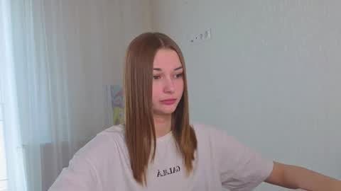 Miroslava online show from 10/04/25, 09:18