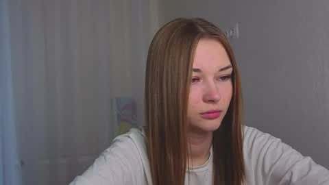 Miroslava online show from 10/07/25, 02:20