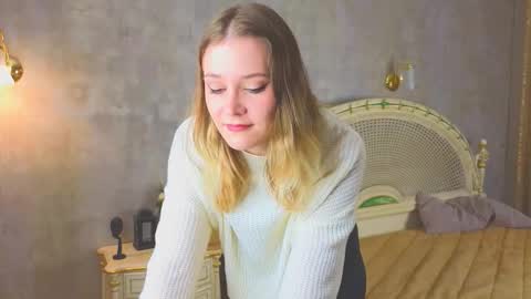 Alexandra online show from 11/25/25, 04:12