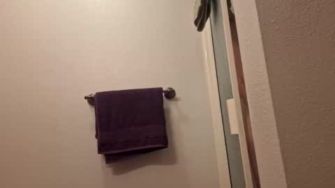 Snapshot of shavedcock720 chatting on 12/19/24, 04:46 partycouple2night online show from 12/19/24, 04:46