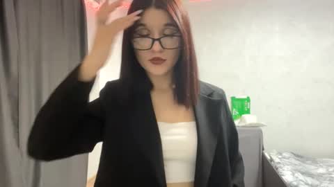 May online show from 10/17/25, 12:08