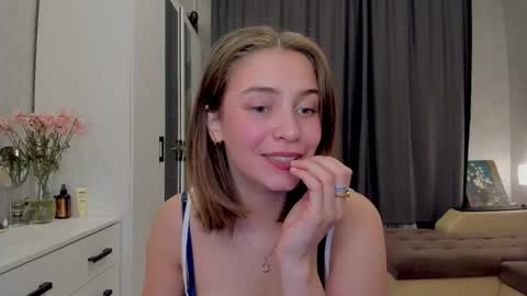 shawty__mariaa online show from 09/16/25, 04:19