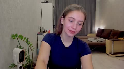 shawty__mariaa online show from 10/21/25, 01:23