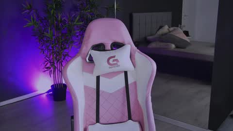 shayblonde online show from 12/14/24, 11:45