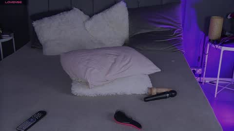 shayblonde online show from 12/24/24, 01:06