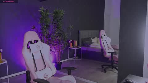 shayblonde online show from 12/26/24, 12:03