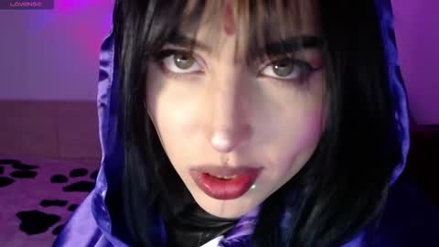 Shayla 3 online show from 10/17/25, 09:17