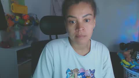 Shayna online show from 09/26/25, 11:53