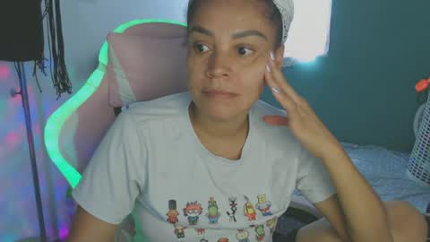 Shayna online show from 07/29/26, 08:29