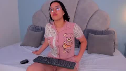 shayra_alina online show from 06/14/26, 01:13