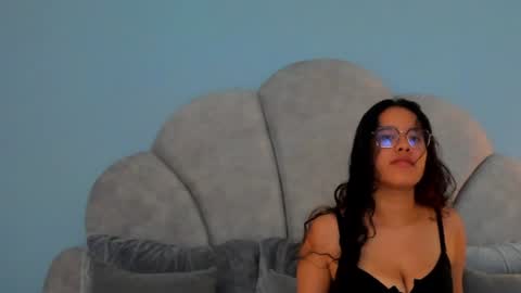 shayra_alina online show from 06/18/26, 11:47