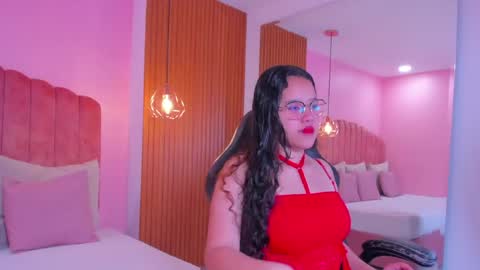 shayra_alina online show from 07/04/26, 12:44