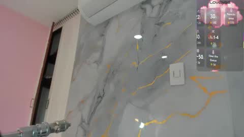 Shayra online show from 10/26/25, 11:05