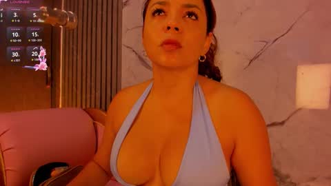 Snapshot of shayra_boobs2 chatting on 01/09/26, 10:29 shayra_boobs2 online show from 01/09/26, 10:29