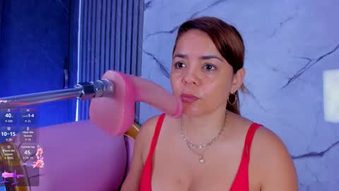 Snapshot of shayra_boobs2 chatting on 02/23/26, 10:45 shayra_boobs2 online show from 02/23/26, 10:45