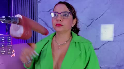 Snapshot of shayra_boobs2 chatting on 03/17/26, 10:40 shayra_boobs2 online show from 03/17/26, 10:40