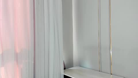 Snapshot of she_angell chatting on 06/24/26, 03:27 Anny online show from 06/24/26, 03:27