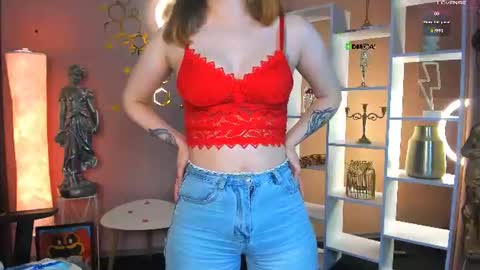 Snapshot of she_celina chatting on 06/11/26, 02:53 Celina online show from 06/11/26, 02:53