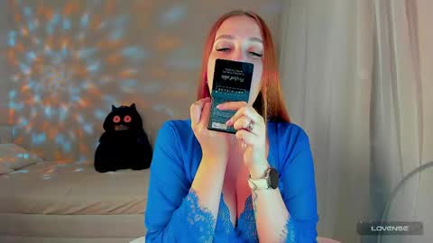Snapshot of she_wolf1 chatting on 04/15/26, 09:04 she_wolf1 online show from 04/15/26, 09:04