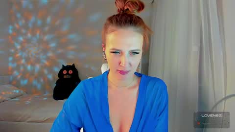 Snapshot of she_wolf1 chatting on 04/16/26, 01:56 she_wolf1 online show from 04/16/26, 01:56