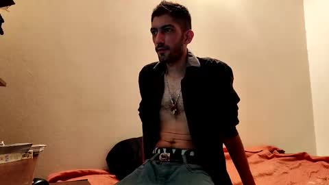 Snapshot of shebas07 chatting on 10/10/25, 07:18 shebas07 online show from 10/10/25, 07:18