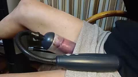 Snapshot of shedevilhung chatting on 01/23/25, 07:22 SHEDEVILHUNG online show from 01/23/25, 07:22