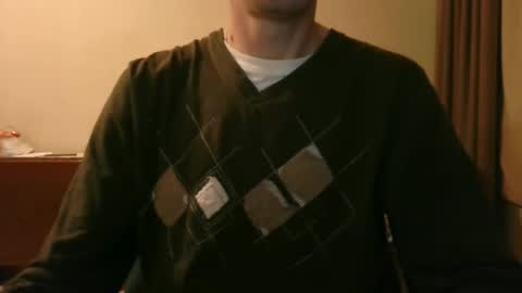 Snapshot of shedevr02 chatting on 09/20/25, 05:03 Roger online show from 09/20/25, 05:03