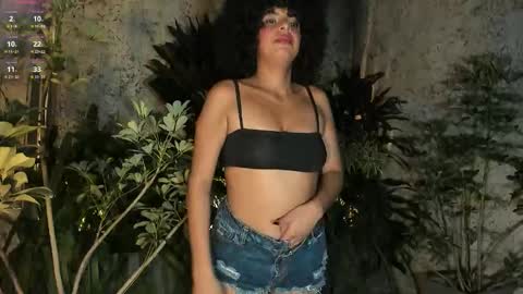 Snapshot of sheeylopez chatting on 11/15/25, 03:26 sheeylopez online show from 11/15/25, 03:26