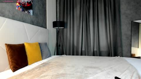 Amely online show from 09/21/25, 08:16