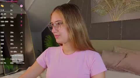Amely online show from 07/20/26, 09:23
