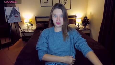 Snapshot of sheillatyler chatting on 01/13/25, 08:47 Alexis online show from 01/13/25, 08:47